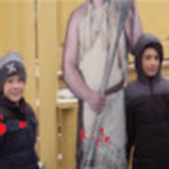 Meet your Posher, Robert - Picture 1 of 1